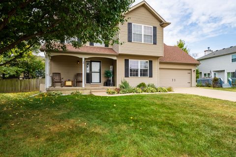 Tiny photo for 3 Kylemore Road, Bloomington, IL 61704 (MLS # 12471980)