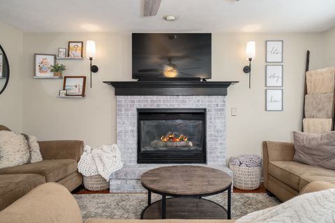 Tiny photo for 3 Kylemore Road, Bloomington, IL 61704 (MLS # 12471980)