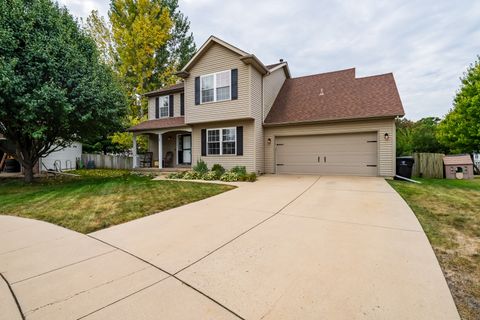 Tiny photo for 3 Kylemore Road, Bloomington, IL 61704 (MLS # 12471980)