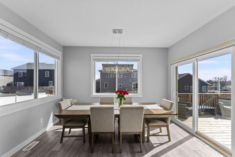 Tiny photo for 3717 N BIRCHWOOD Avenue, Davenport, IA 52806 (MLS # 12634304)