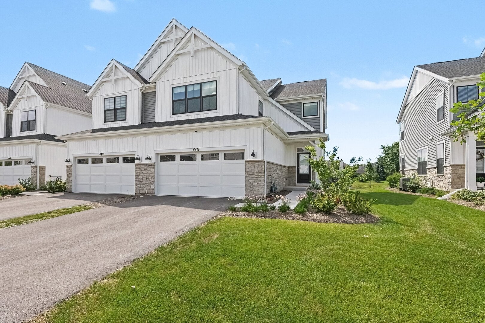 4414 Chelsea Manor Circle