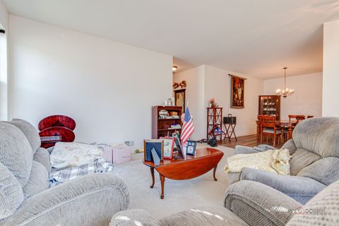 Tiny photo for 651 S Essington Drive, Round Lake, IL 60073 (MLS # 12607009)