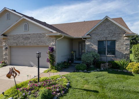 Tiny photo for 5513 BARABOO Court #0, Davenport, IA 52804 (MLS # 12660952)