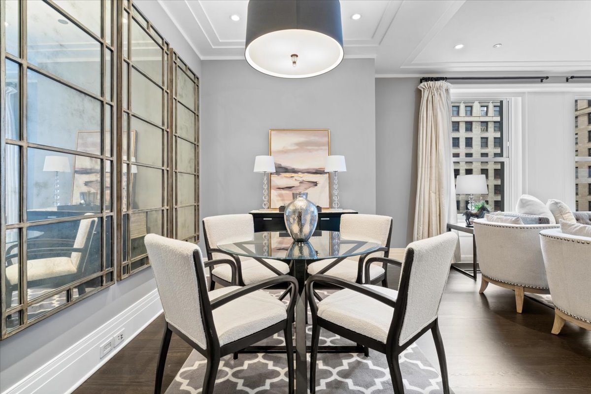 159 E WALTON Place 6B