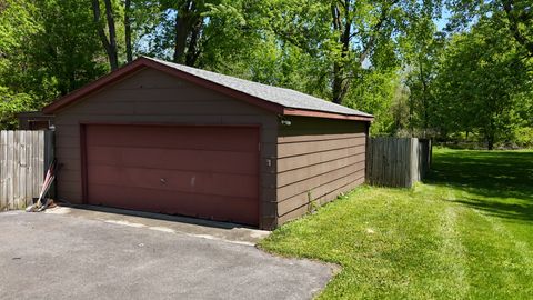 Tiny photo for 865 Riverside Drive, South Elgin, IL 60177 (MLS # 12630825)