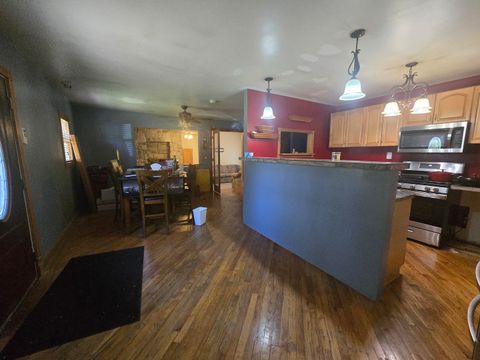 Tiny photo for 865 Riverside Drive, South Elgin, IL 60177 (MLS # 12630825)