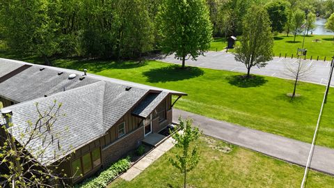 Tiny photo for 865 Riverside Drive, South Elgin, IL 60177 (MLS # 12630825)