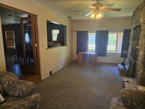 Tiny photo for 865 Riverside Drive, South Elgin, IL 60177 (MLS # 12630825)
