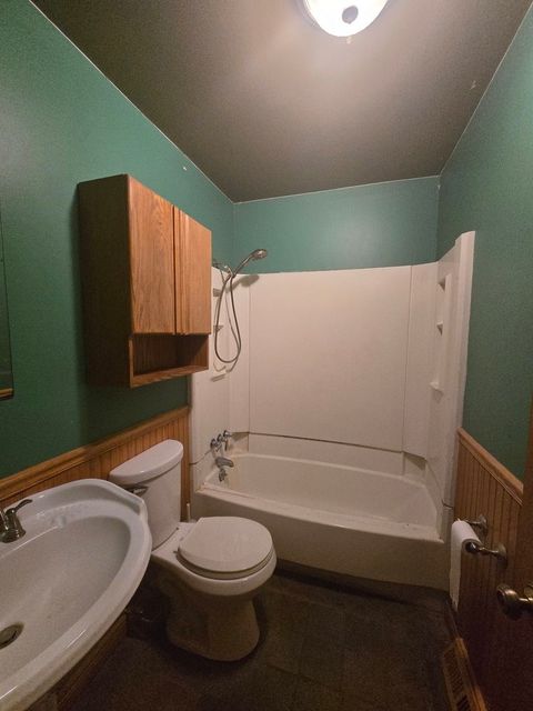 Tiny photo for 865 Riverside Drive, South Elgin, IL 60177 (MLS # 12630825)