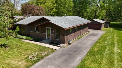 Tiny photo for 865 Riverside Drive, South Elgin, IL 60177 (MLS # 12630825)