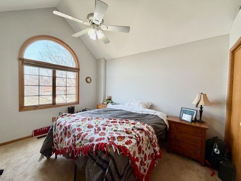 Tiny photo for 1325 Foxpointe Drive, Sycamore, IL 60178 (MLS # 12602615)