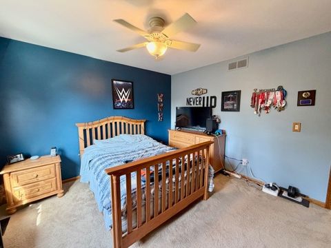 Tiny photo for 1325 Foxpointe Drive, Sycamore, IL 60178 (MLS # 12602615)