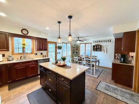 Tiny photo for 1325 Foxpointe Drive, Sycamore, IL 60178 (MLS # 12602615)