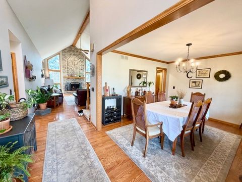 Tiny photo for 1325 Foxpointe Drive, Sycamore, IL 60178 (MLS # 12602615)