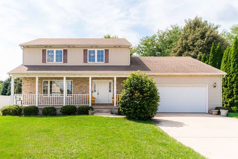 Tiny photo for 643 Plum Street, DeKalb, IL 60115 (MLS # 12459595)