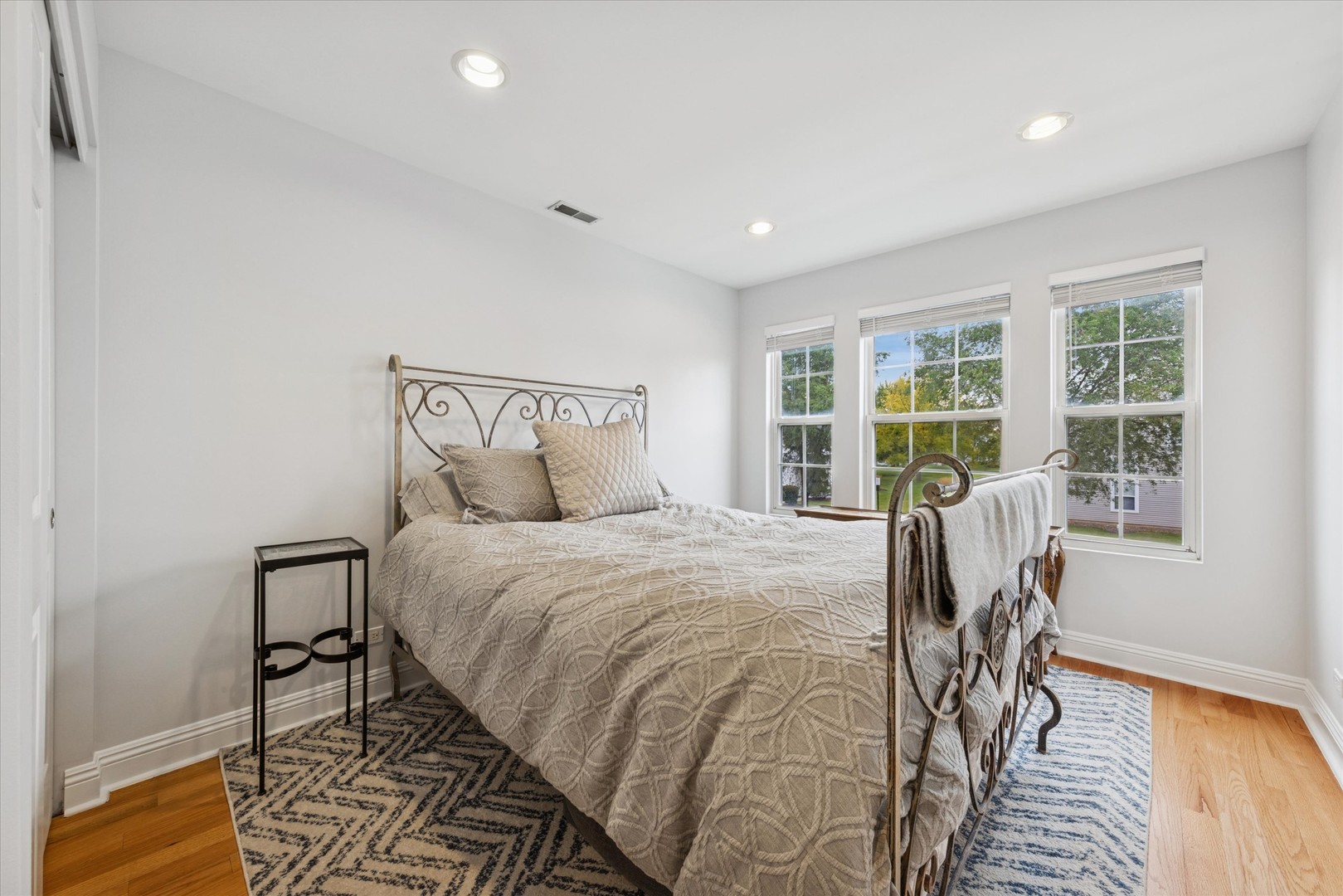 Plainfield, Illinois 60586, United States, 3 Bedrooms Bedrooms, ,3 BathroomsBathrooms,Residential,Contingent,235818