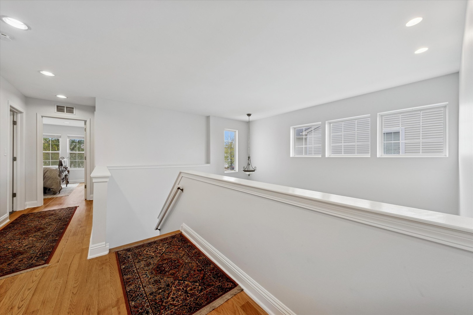 Plainfield, Illinois 60586, United States, 3 Bedrooms Bedrooms, ,3 BathroomsBathrooms,Residential,Contingent,235818