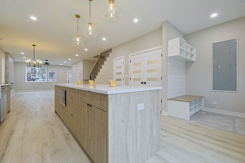 Tiny photo for 308 N Lockwood Avenue, Chicago, IL 60644 (MLS # 12656664)