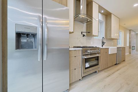 Tiny photo for 308 N Lockwood Avenue, Chicago, IL 60644 (MLS # 12656664)