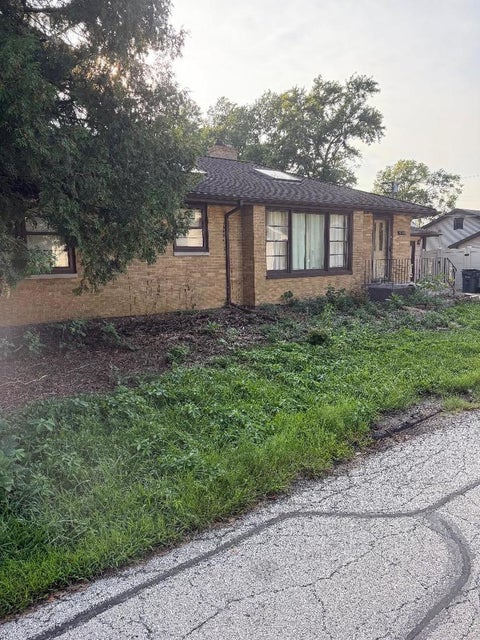 Photo of 19536 DIVISION Street, Mokena, IL 60448 (MLS # 12750453)