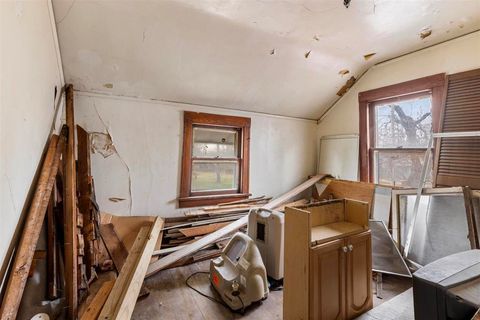 Tiny photo for 425 Albert Avenue, Rockford, IL 61101 (MLS # 12637042)