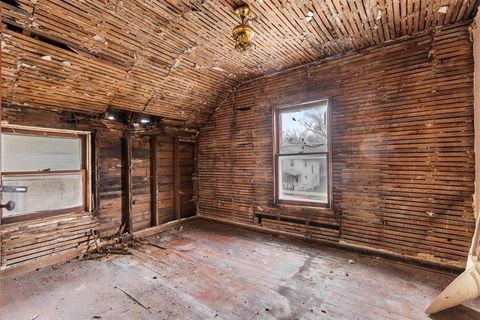 Tiny photo for 425 Albert Avenue, Rockford, IL 61101 (MLS # 12637042)