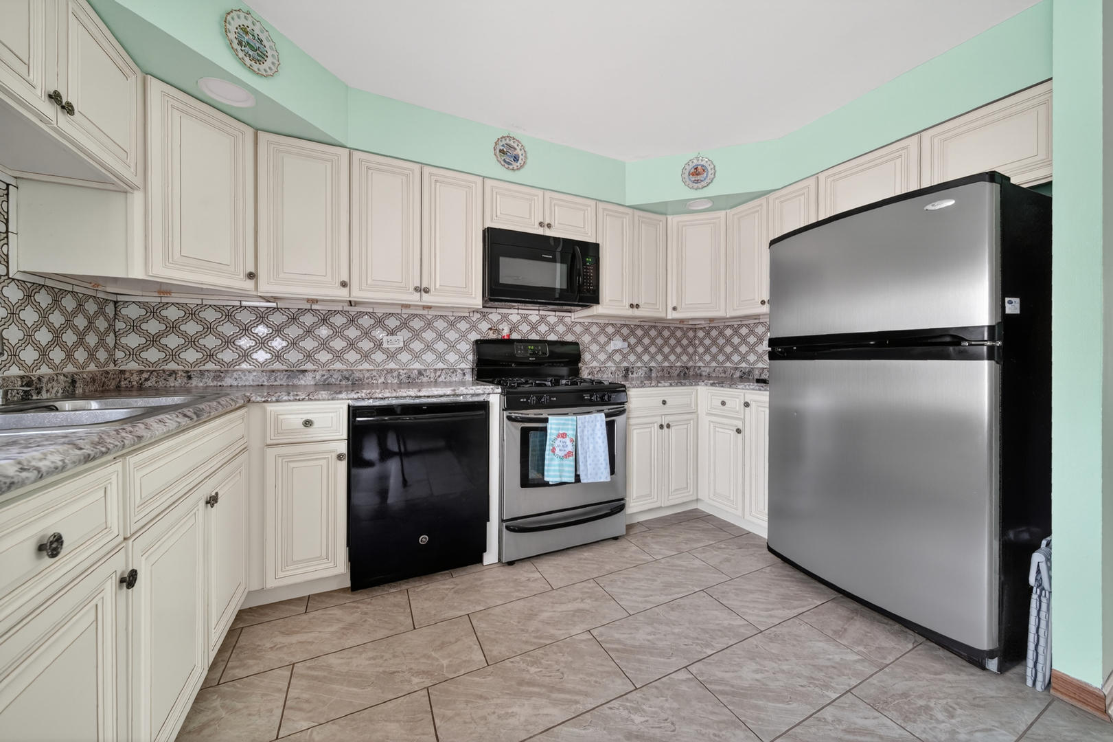 1104 Basin Drive