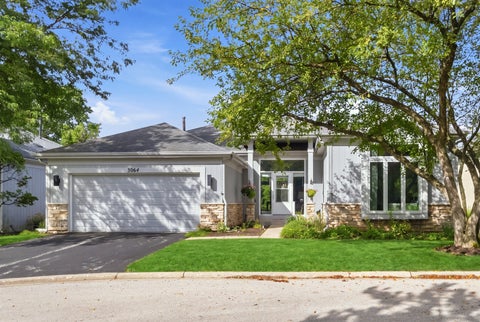 Photo of 3064 N Southern Hills Drive, Wadsworth, IL 60083 (MLS # 12730777)