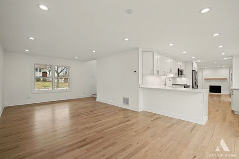 Tiny photo for 2551 Yellow Star Street, Woodridge, IL 60517 (MLS # 12544942)