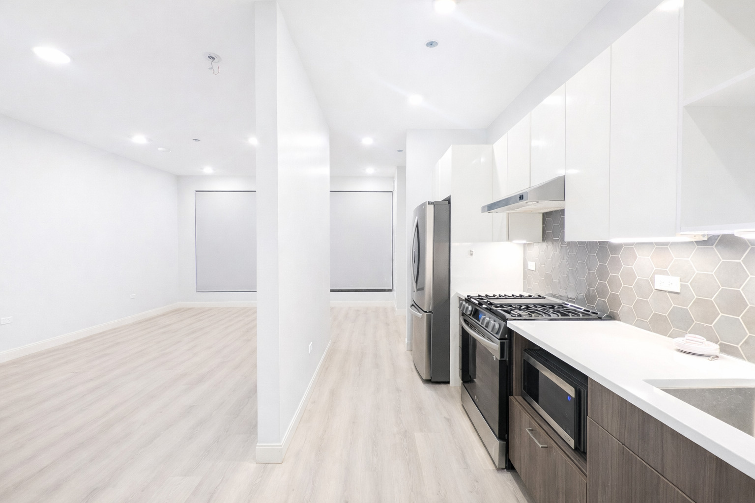 948 W Sunnyside Avenue 306