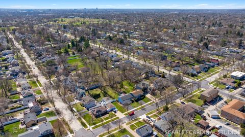 Tiny photo for 763 E Division Street, Lombard, IL 60148 (MLS # 12605248)