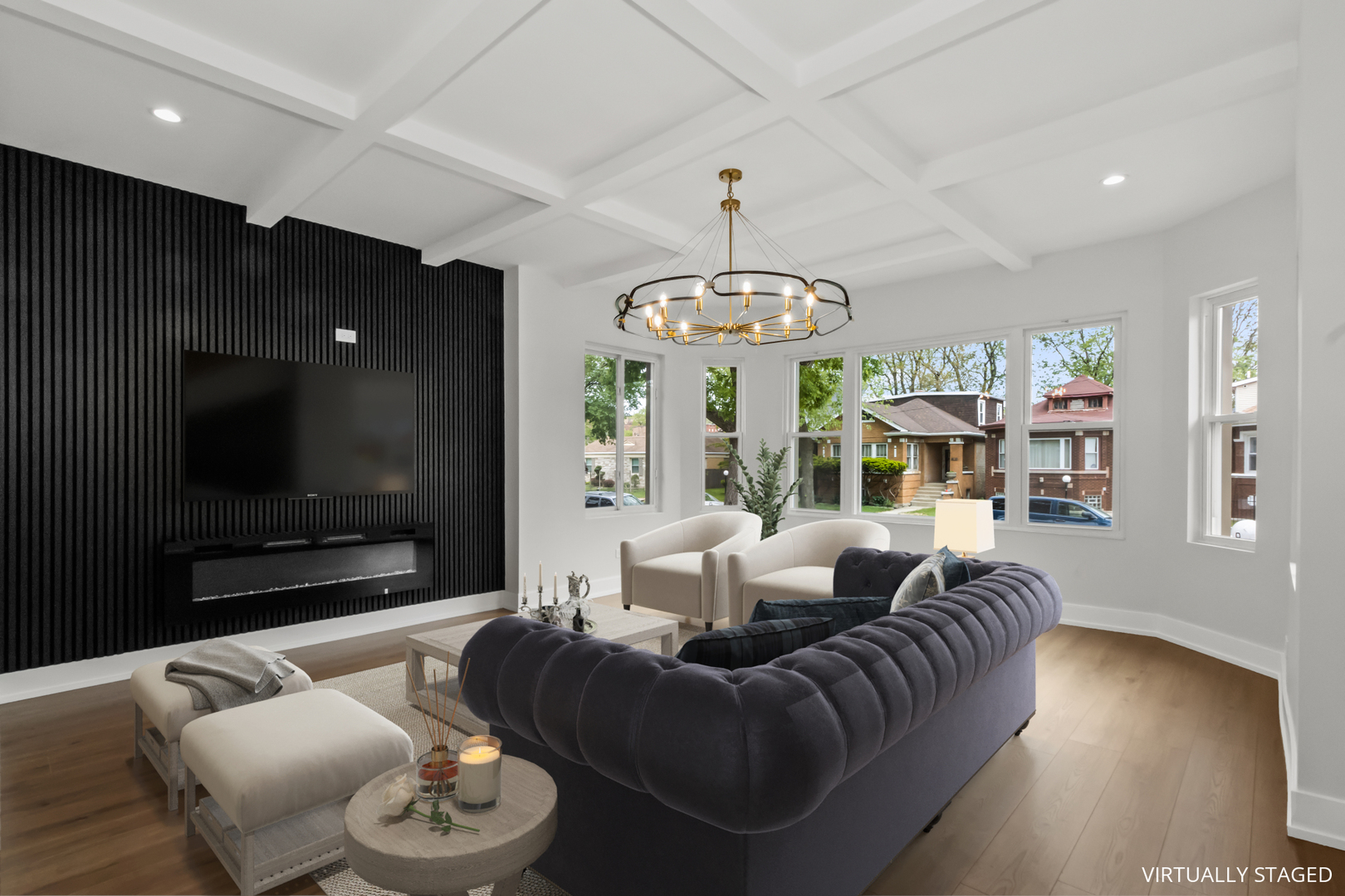 8114 S Paxton Avenue