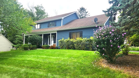Photo of 143 Mccullom Street, Crystal Lake, IL 60014 (MLS # 12752030)