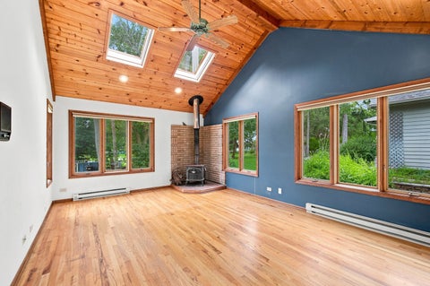 Tiny photo for 143 Mccullom Street, Crystal Lake, IL 60014 (MLS # 12752030)