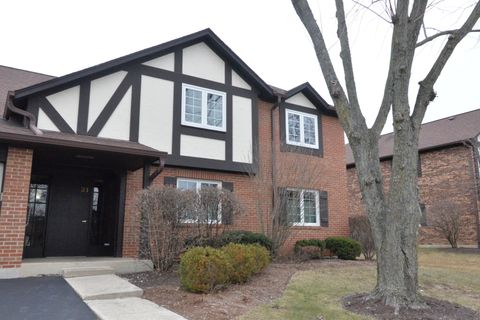 A home in Indian Head Park