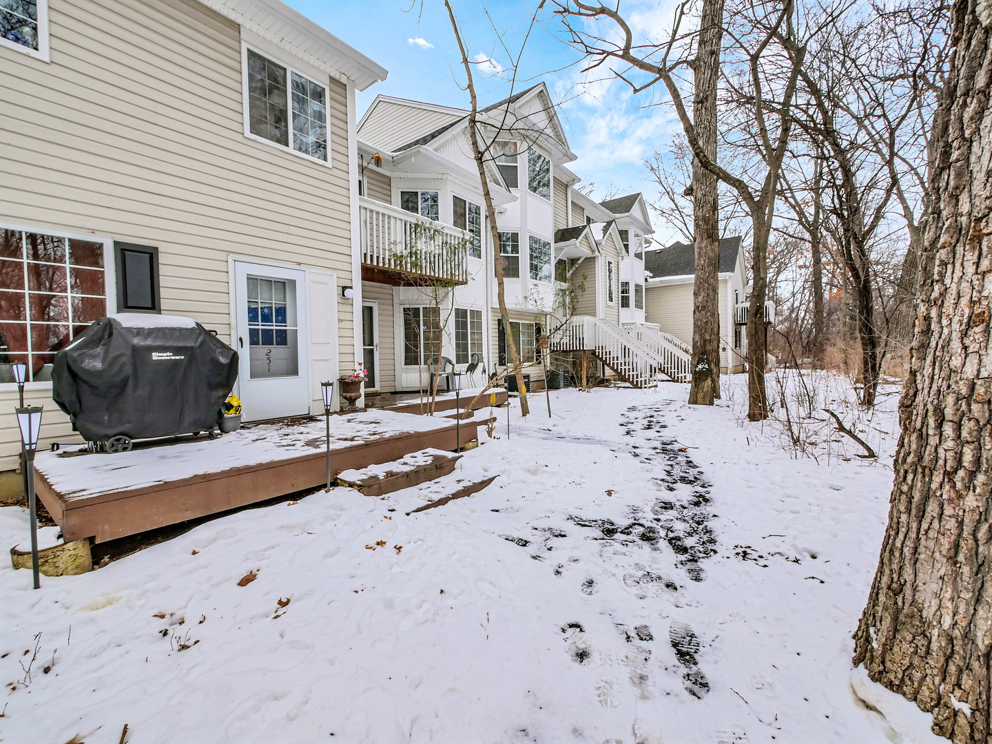 249 W Whispering Oaks Lane