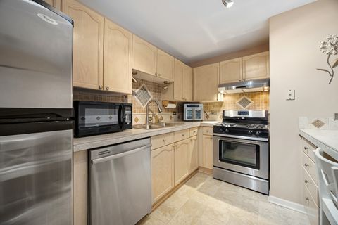 Tiny photo for 815 Leicester Road #114A, Elk Grove Village, IL 60007 (MLS # 12603543)