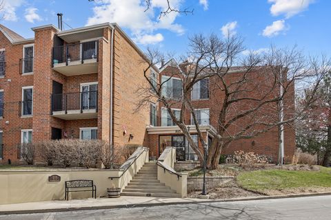 Photo of 815 Leicester Road #114A, Elk Grove Village, IL 60007 (MLS # 12603543)