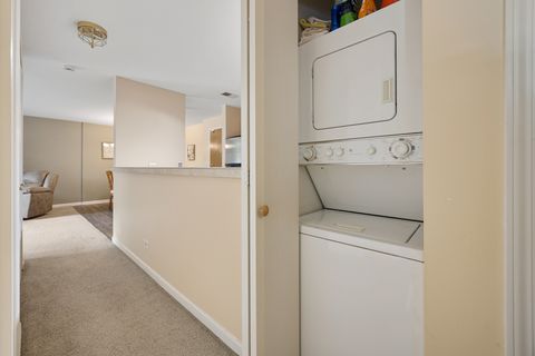 Tiny photo for 815 Leicester Road #114A, Elk Grove Village, IL 60007 (MLS # 12603543)