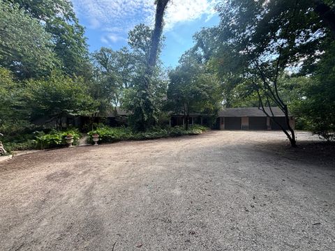 Tiny photo for 29W101 Morris Court, Warrenville, IL 60555 (MLS # 12432915)