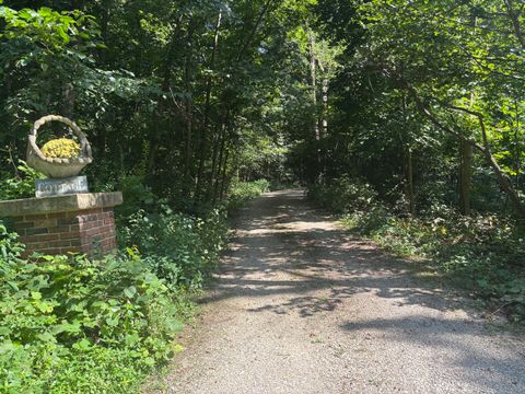 Tiny photo for 29W101 Morris Court, Warrenville, IL 60555 (MLS # 12432915)