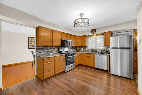 Tiny photo for 459 E 166th Street, South Holland, IL 60473 (MLS # 12610313)