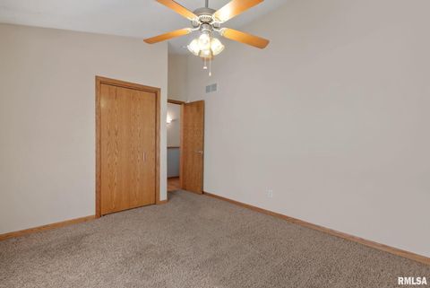 Tiny photo for 6112 34TH Avenue A Court, Moline, IL 61265 (MLS # QC4269654)