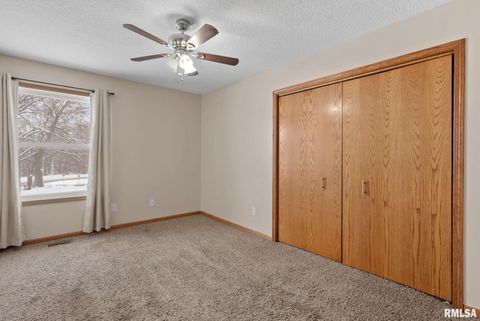 Tiny photo for 6112 34TH Avenue A Court, Moline, IL 61265 (MLS # QC4269654)