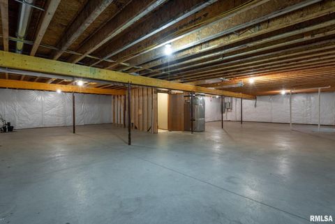 Tiny photo for 6112 34TH Avenue A Court, Moline, IL 61265 (MLS # QC4269654)