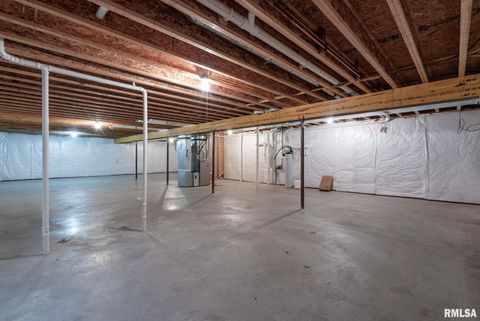 Tiny photo for 6112 34TH Avenue A Court, Moline, IL 61265 (MLS # QC4269654)