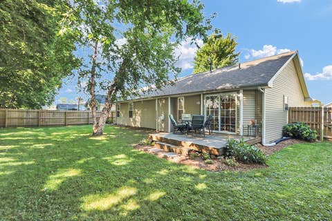 Tiny photo for 2504 Goodfield Drive, Urbana, IL 61802 (MLS # 12721176)