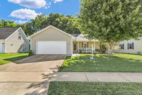 Photo of 2504 Goodfield Drive, Urbana, IL 61802 (MLS # 12721176)