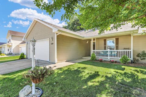 Tiny photo for 2504 Goodfield Drive, Urbana, IL 61802 (MLS # 12721176)