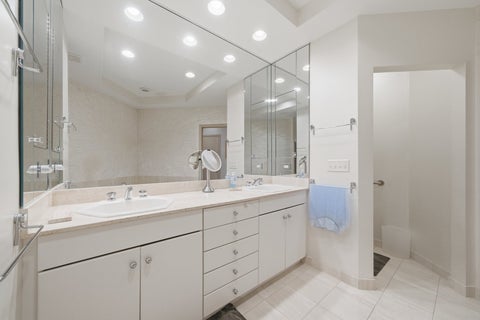 Tiny photo for 2004 Claridge Court, Northbrook, IL 60062 (MLS # 12701112)